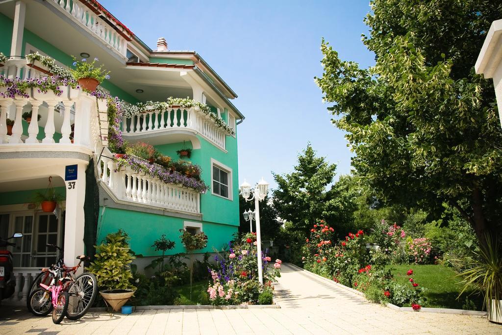 Apartments Katarine Zrinske Vodice Ngoại thất bức ảnh