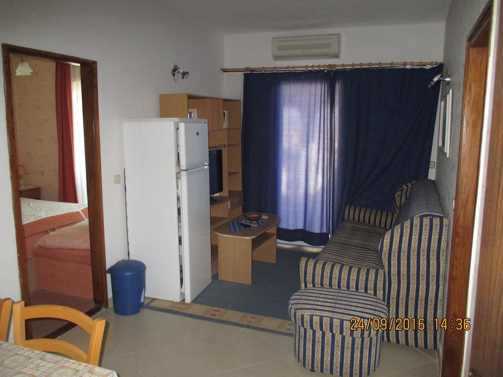 Apartments Katarine Zrinske Vodice Ngoại thất bức ảnh