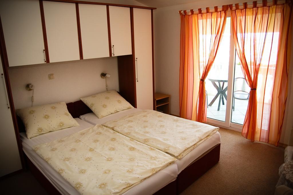 Apartments Katarine Zrinske Vodice Ngoại thất bức ảnh