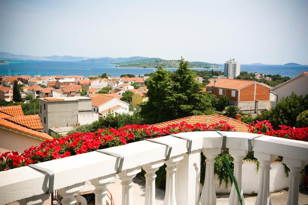Apartments Katarine Zrinske Vodice Ngoại thất bức ảnh