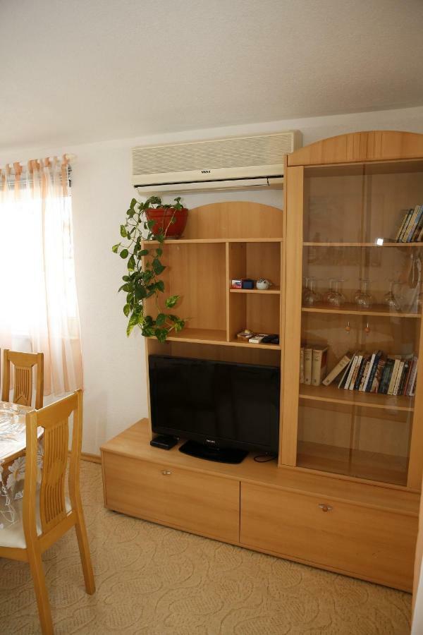 Apartments Katarine Zrinske Vodice Ngoại thất bức ảnh
